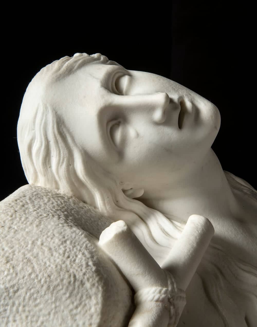 Modello 3D di una testa femminile in marmo
